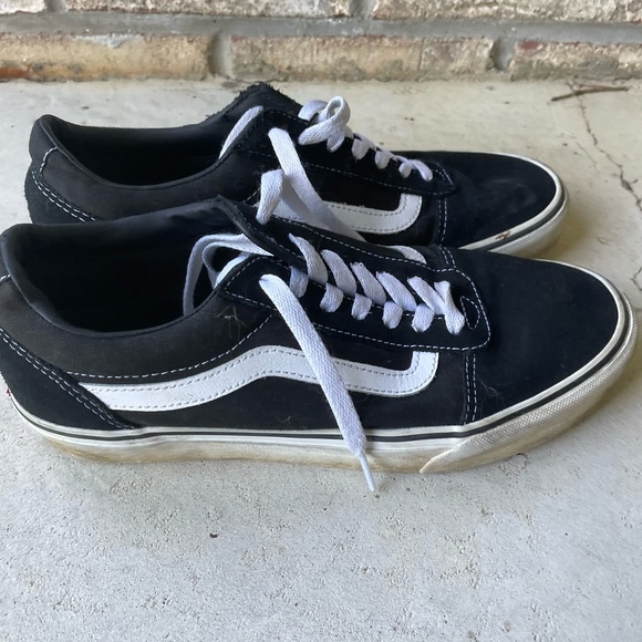 Vans Old Skool Low Top Sneakers
Black White 507698 - Picture 5 of 7